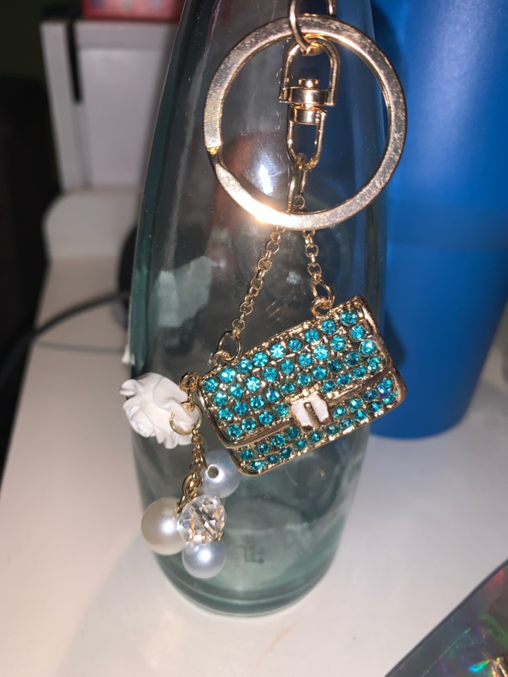 Teal Crystal Purse/bag charm Keychain with Pearl & Rose Charms - Picture 4 of 6
